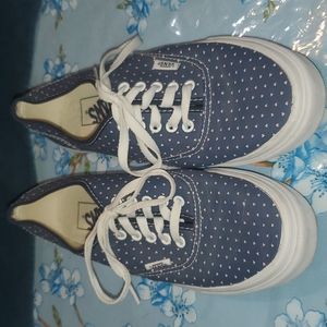 Womens Vans size 9